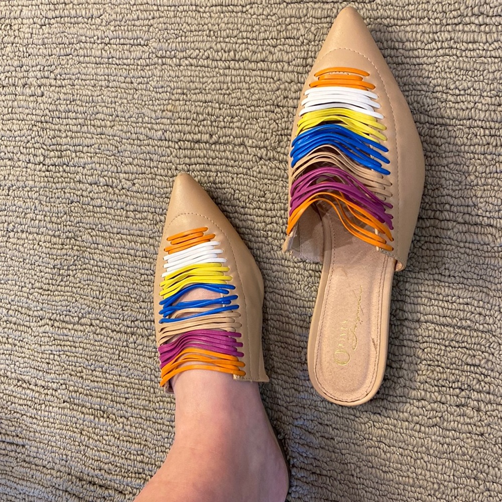 Pointed Nude Slides- size 8 1/2